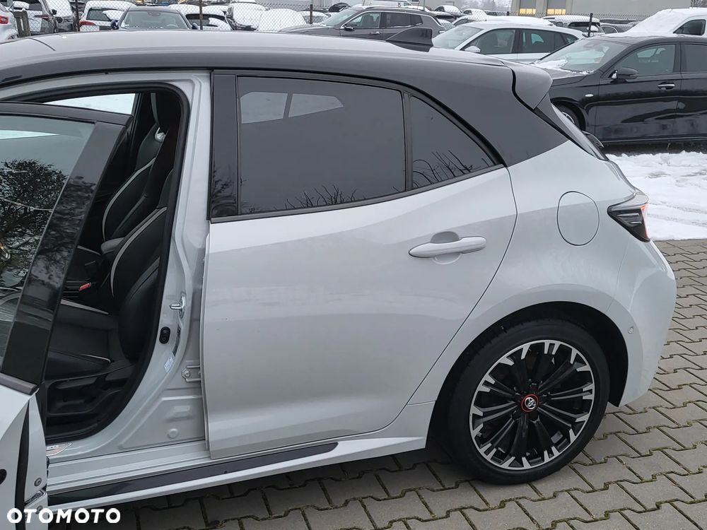 Toyota Corolla 1.8 Hybrid GR Sport - 8