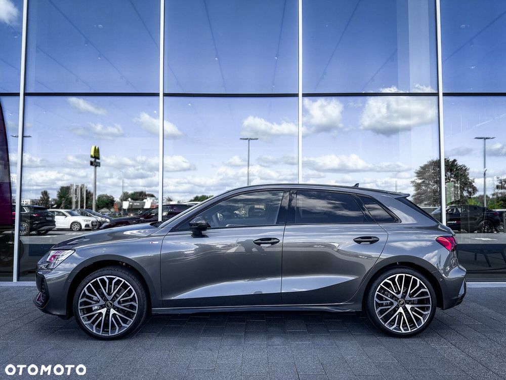Audi A3 Sportback - 8