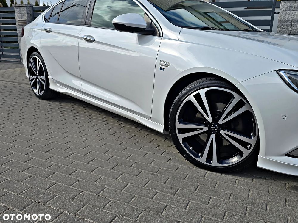 Opel Insignia 2.0 Exclusive - 23