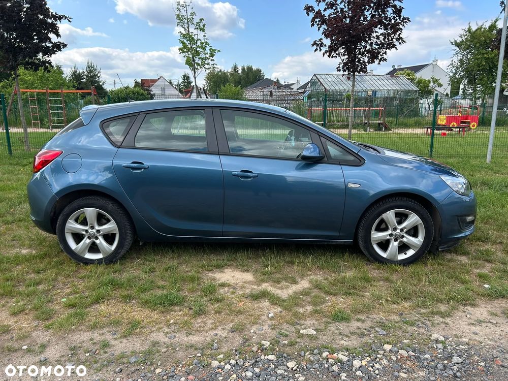 Opel Astra - 8