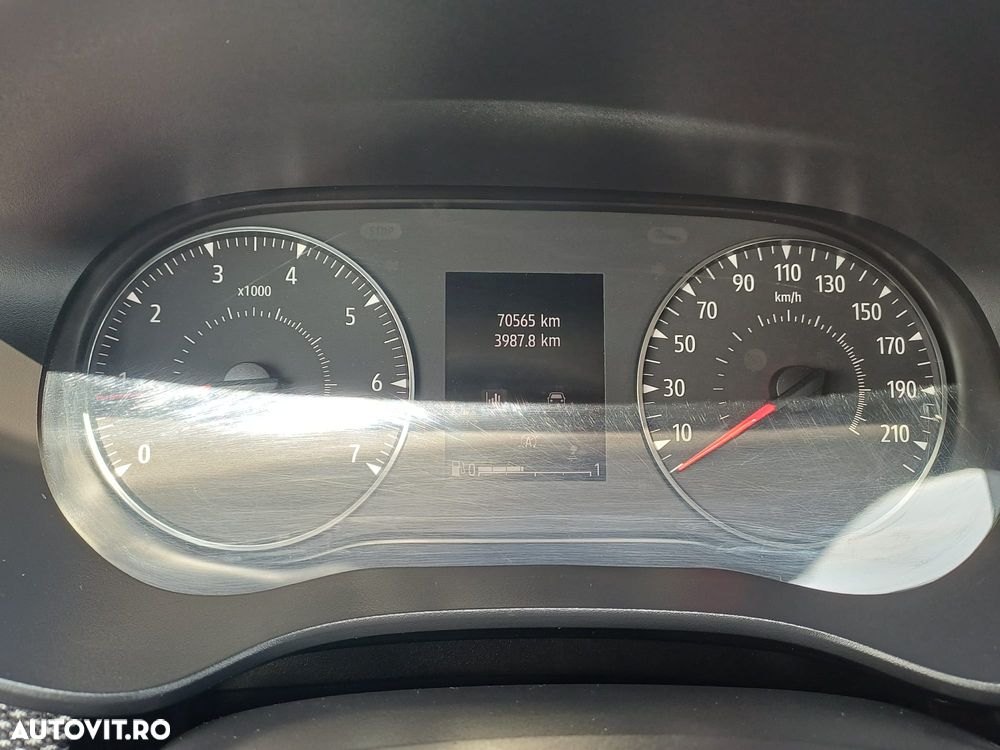 Dacia Sandero Stepway TCe 90 MT6 Comfort - 17