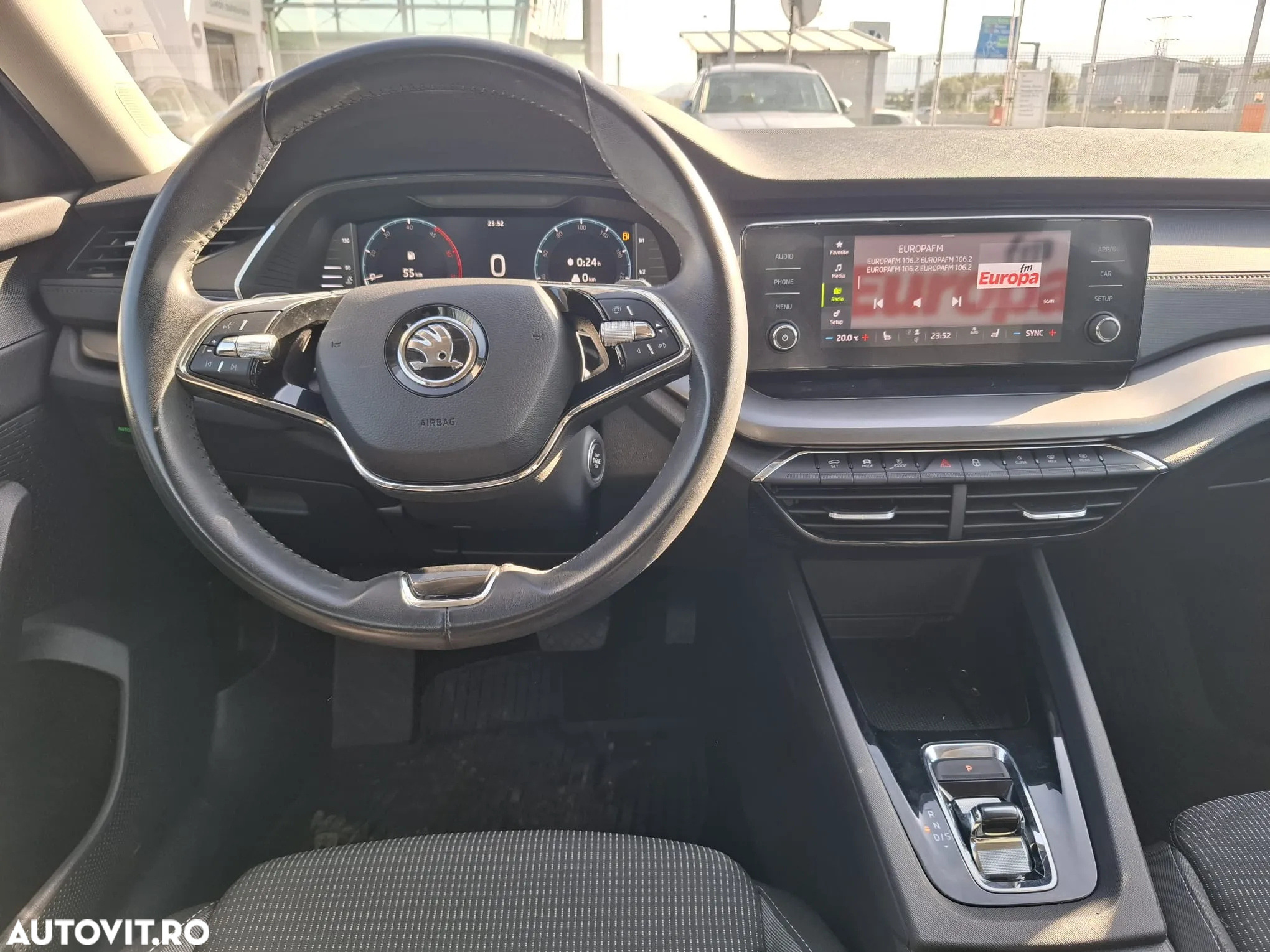 Skoda Octavia Combi 2.0 TDI DSG Style - 17