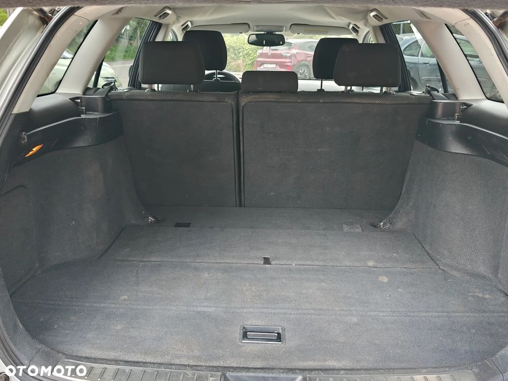 Toyota Avensis 2.0 VVT-i Travel - 22