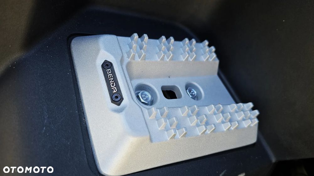 Benda Redstone 550 - 11