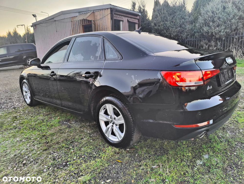 Audi A4 Limousine 1.4 TFSI S tronic sport - 1