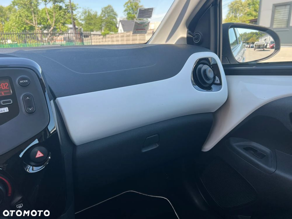 Peugeot 108 VTI 68 Top Style - 27