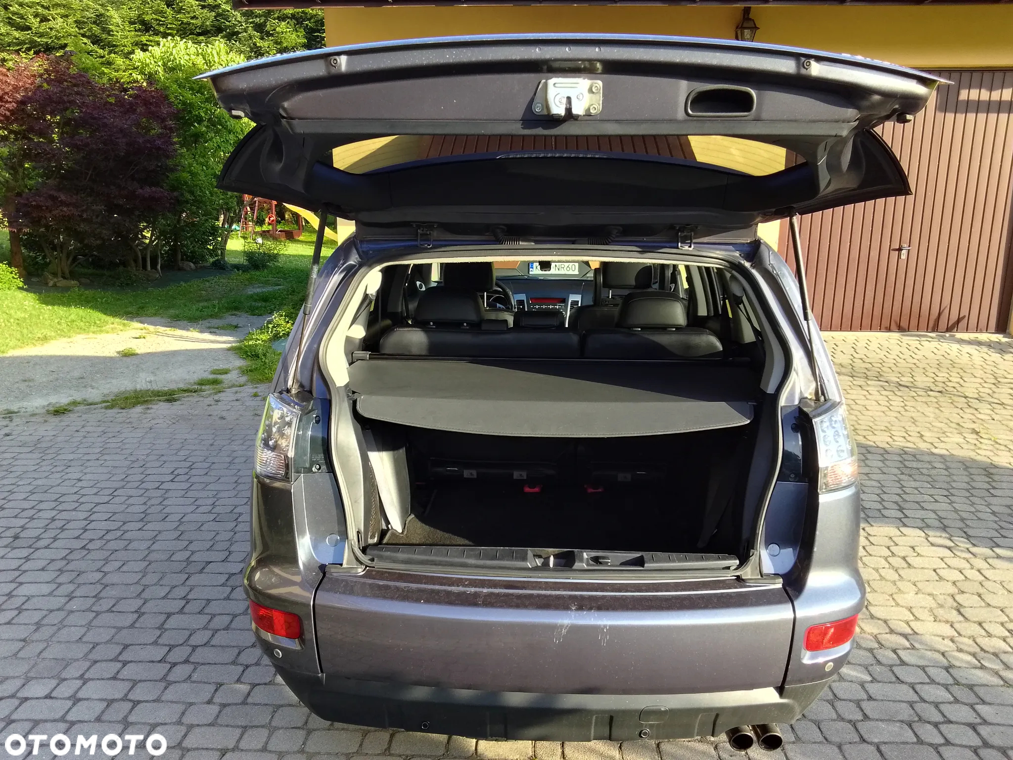 Mitsubishi Outlander 2.0 DID Intense + - 15