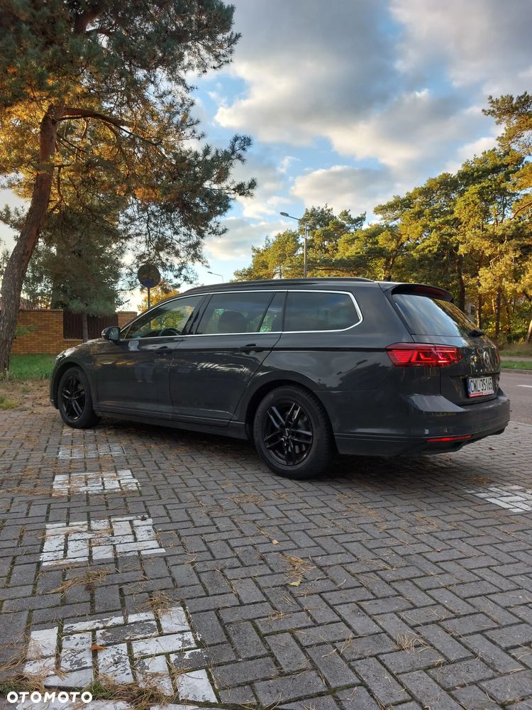 Volkswagen Passat Variant - 10