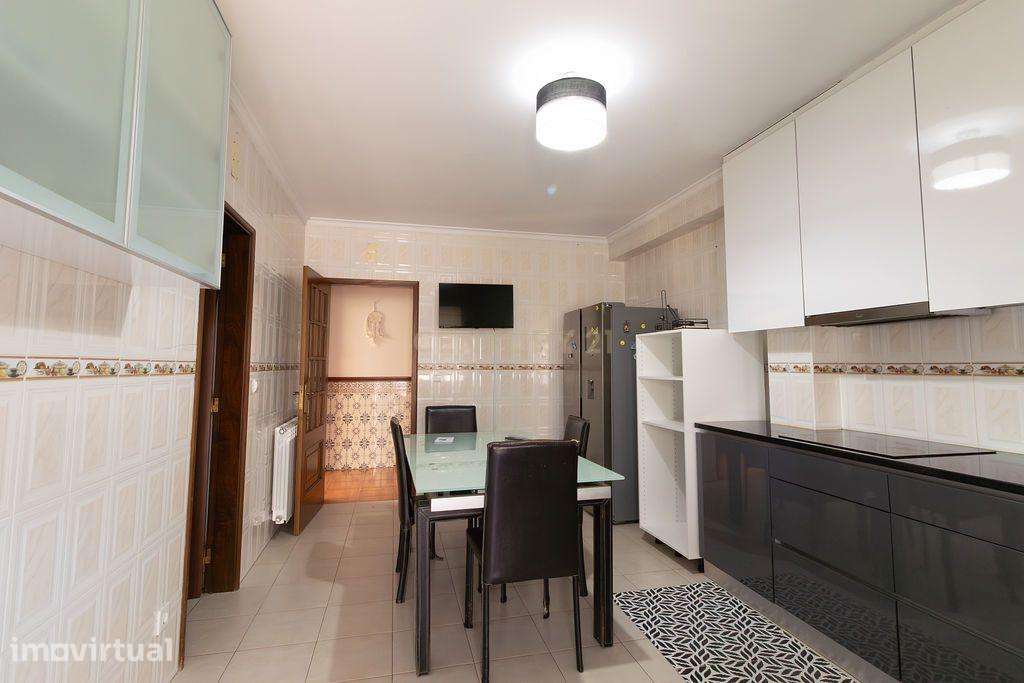 Apartamento T3 no coração da vila de Arganil - Grande imagem: 2/20