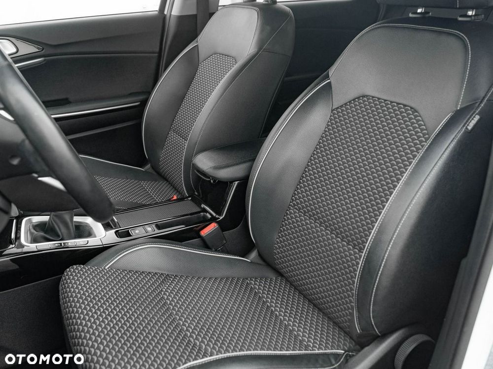 Kia Ceed 1.0 T-GDI L - 13