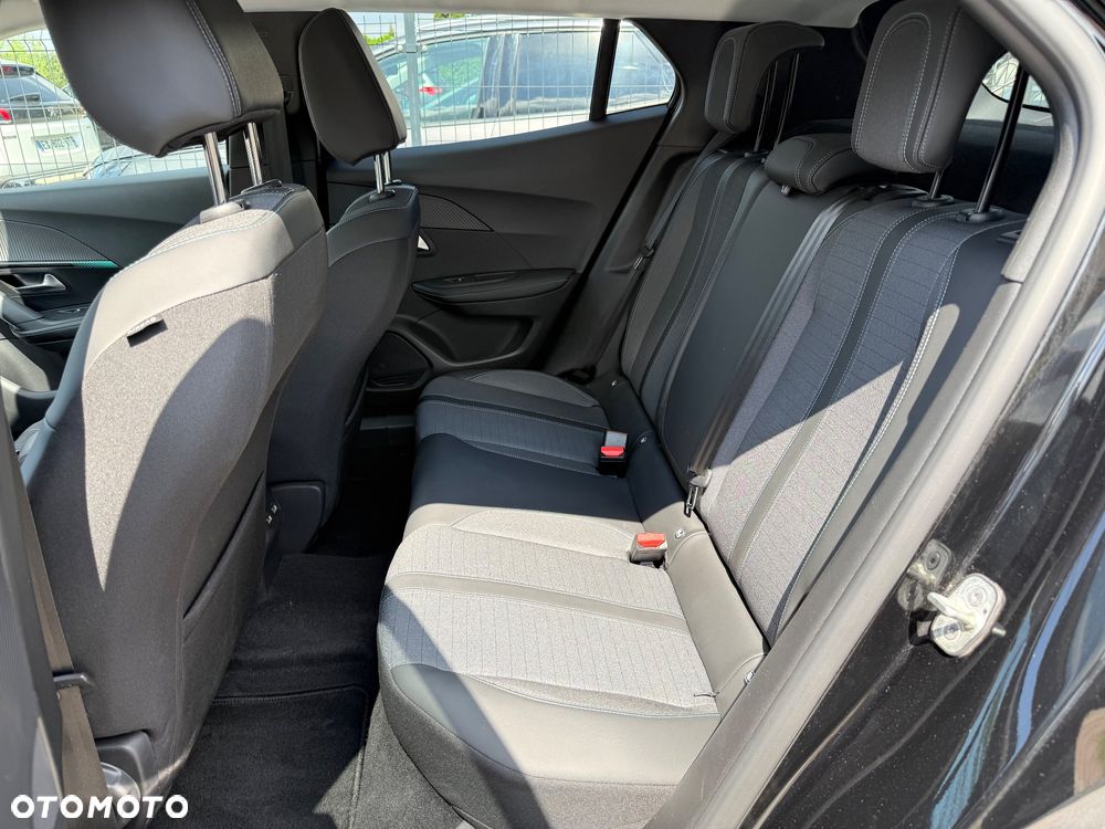Peugeot 2008 PureTech 130 EAT8 Allure - 9