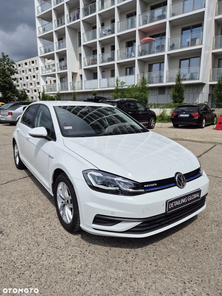 Volkswagen Golf 1.5 TSI BMT Comfortline - 1
