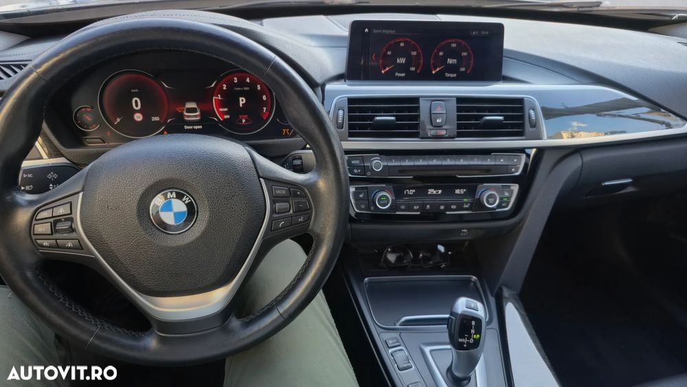 BMW Seria 3 320i xDrive AT - 13