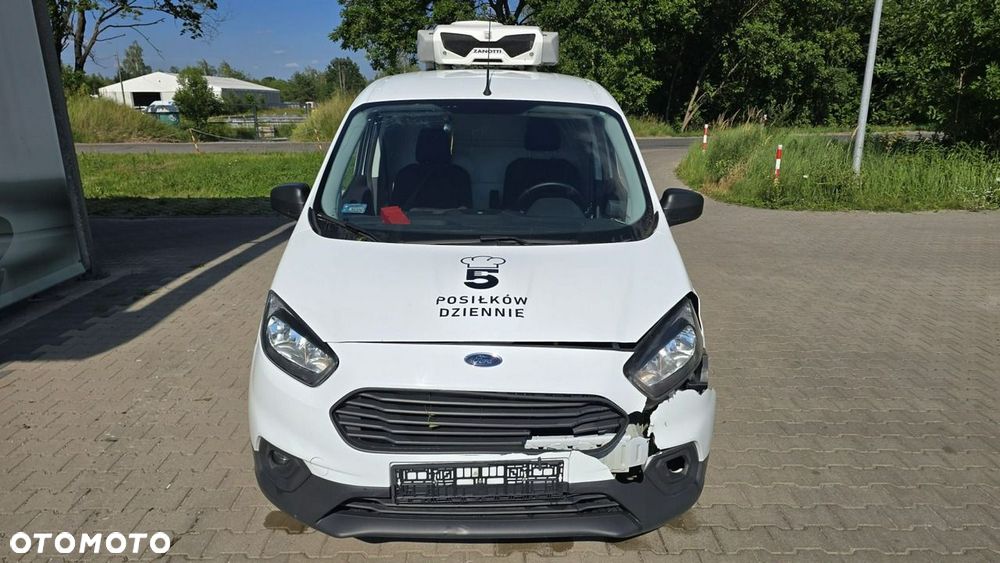 Ford Transit Courier - 3