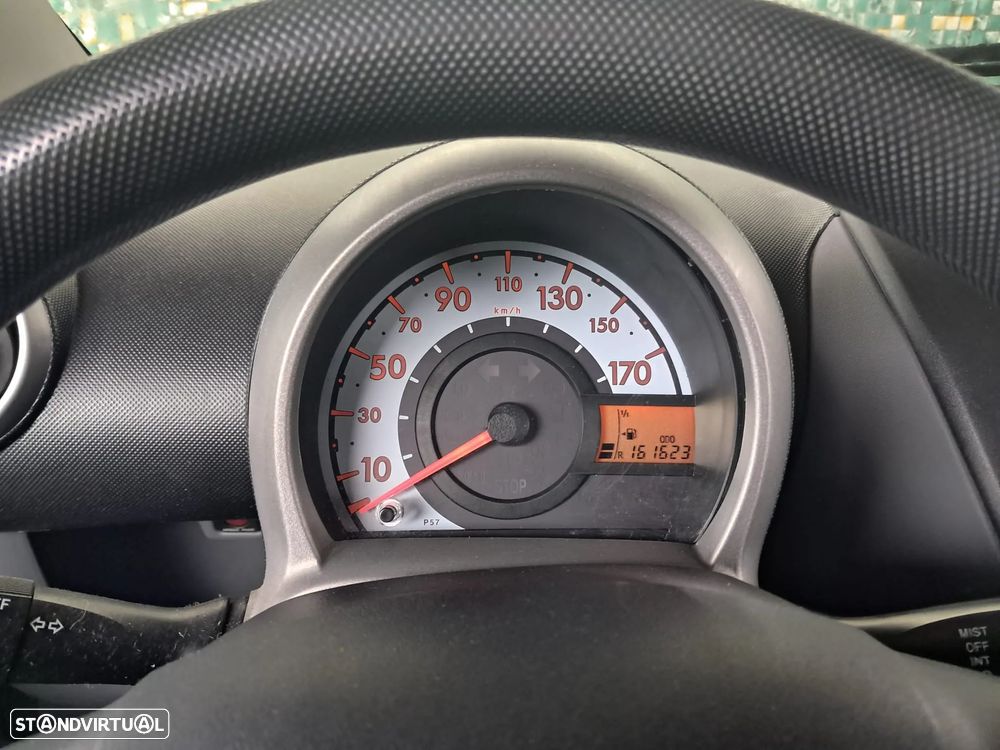 Toyota Aygo 1.0 + AC - 4