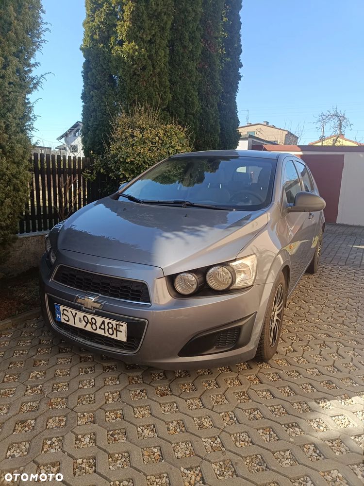 Chevrolet Aveo 1.2 LT - 1