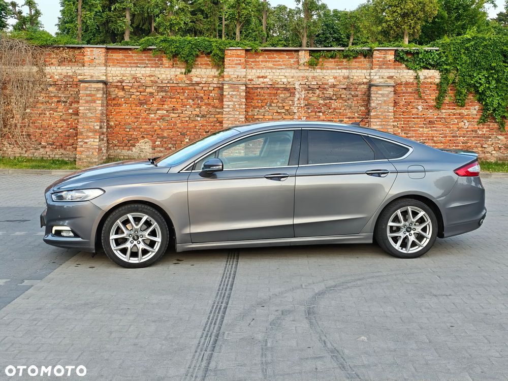 Ford Fusion - 1
