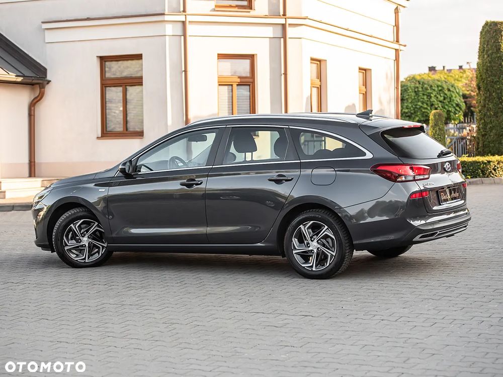 Hyundai i30 1.5 T-GDI 48V Premium DCT - 11