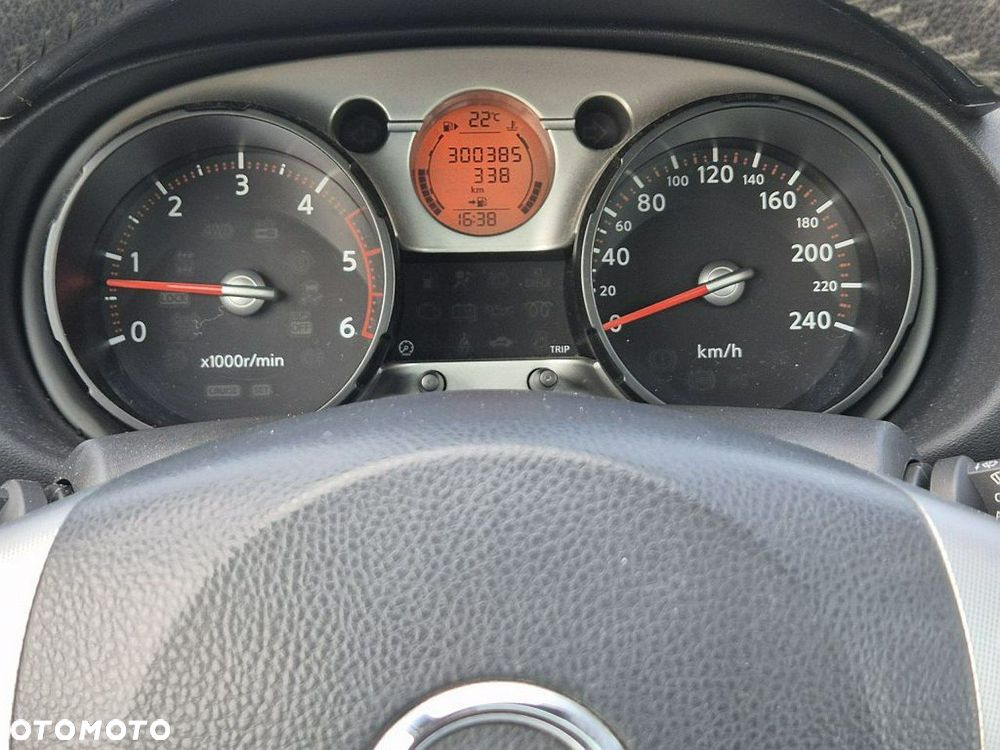 Nissan Qashqai 2.0 dCi 4x4 Acenta Pack - 21