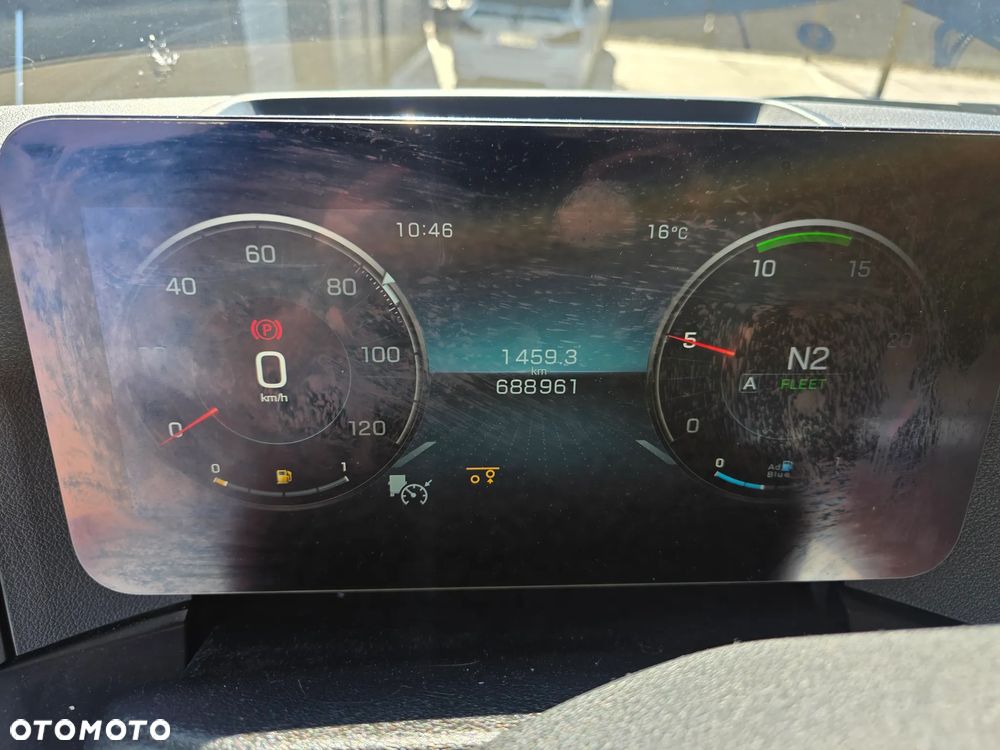 Mercedes-Benz ACTROS - 9