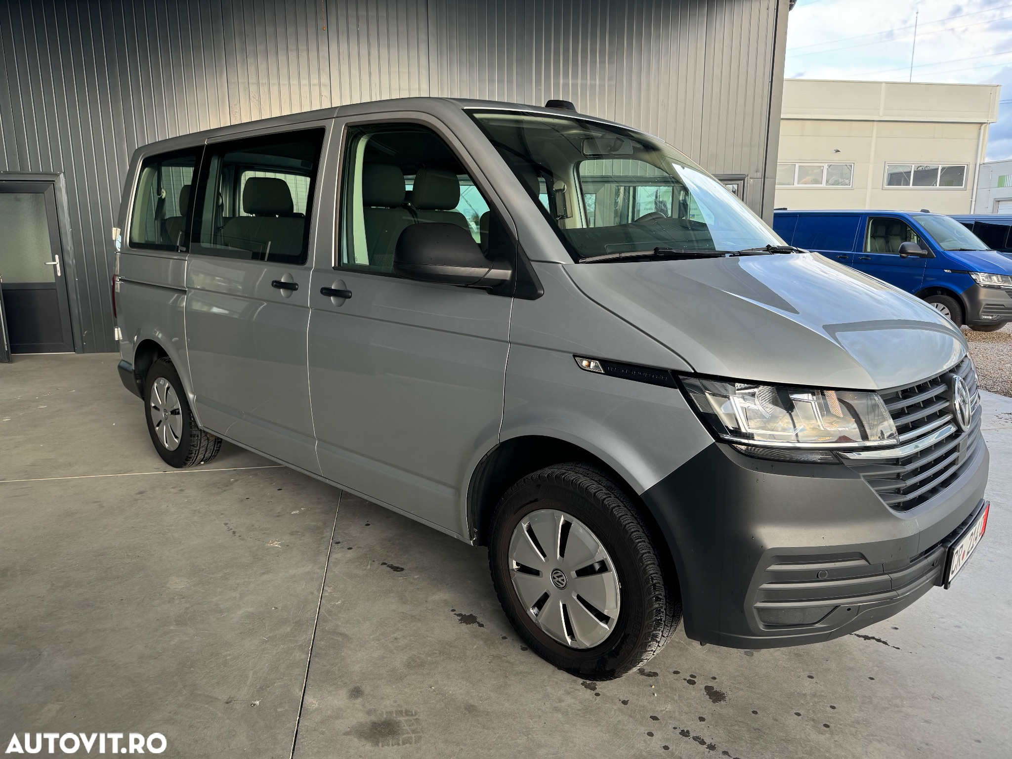 Volkswagen Transporter T6.1 Kurz Plus Trendline - 2