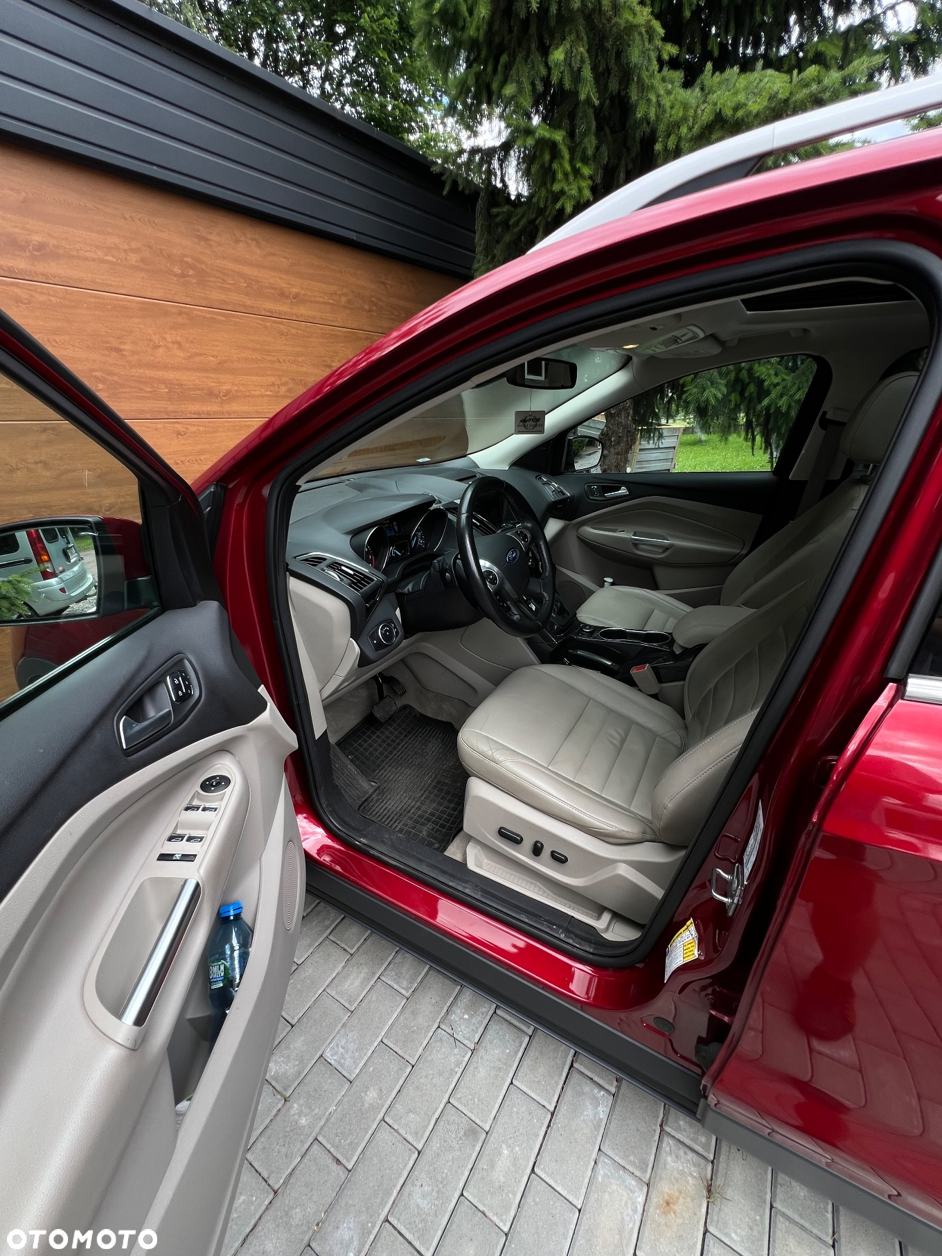 Ford Escape - 10