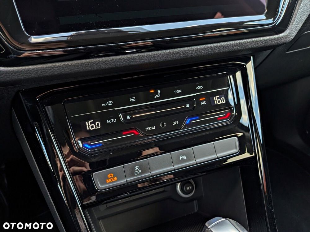 Volkswagen Touran 2.0 TDI BMT Highline DSG - 29