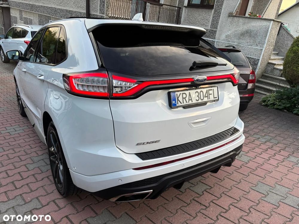Ford Edge 2.0 TDCi 4x4 ST-LINE - 28