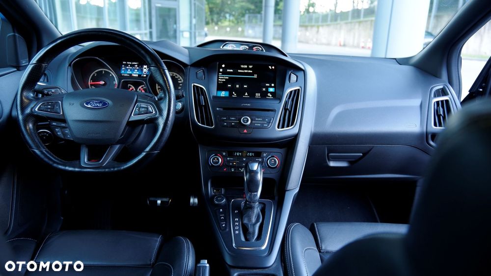 Ford Focus 2.0 TDCi ST PowerShift - 16