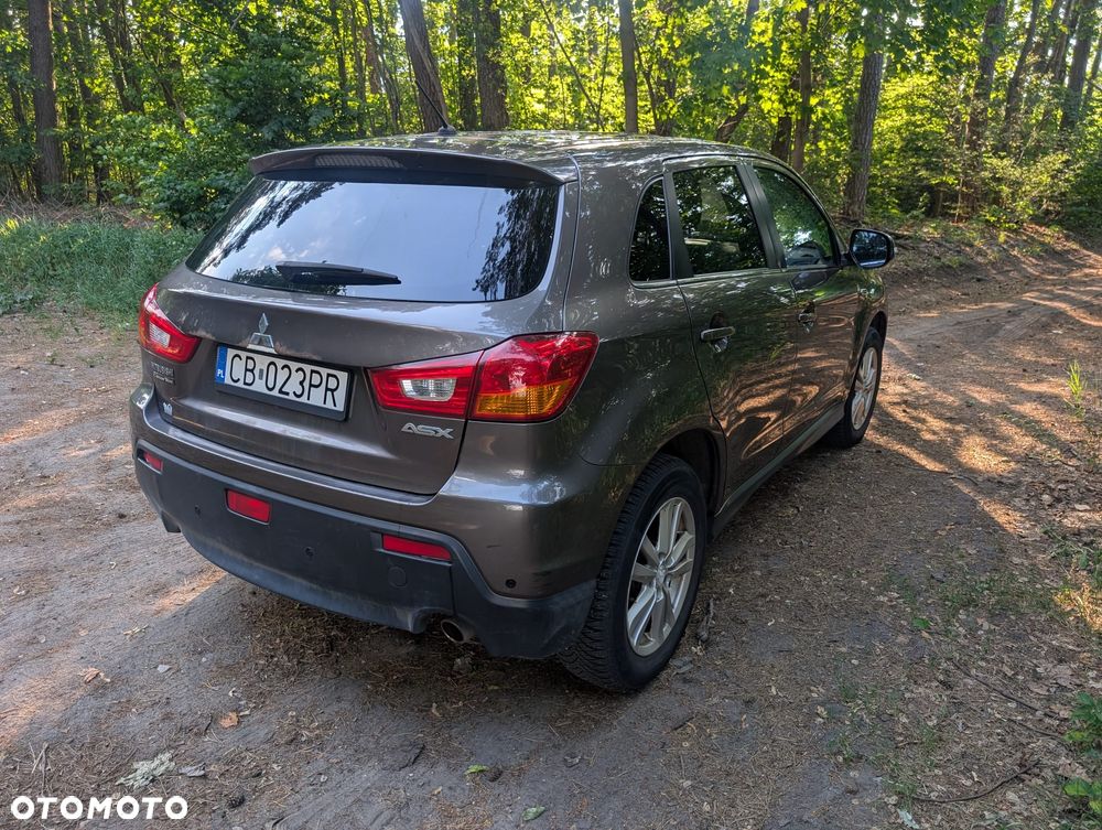 Mitsubishi ASX - 6