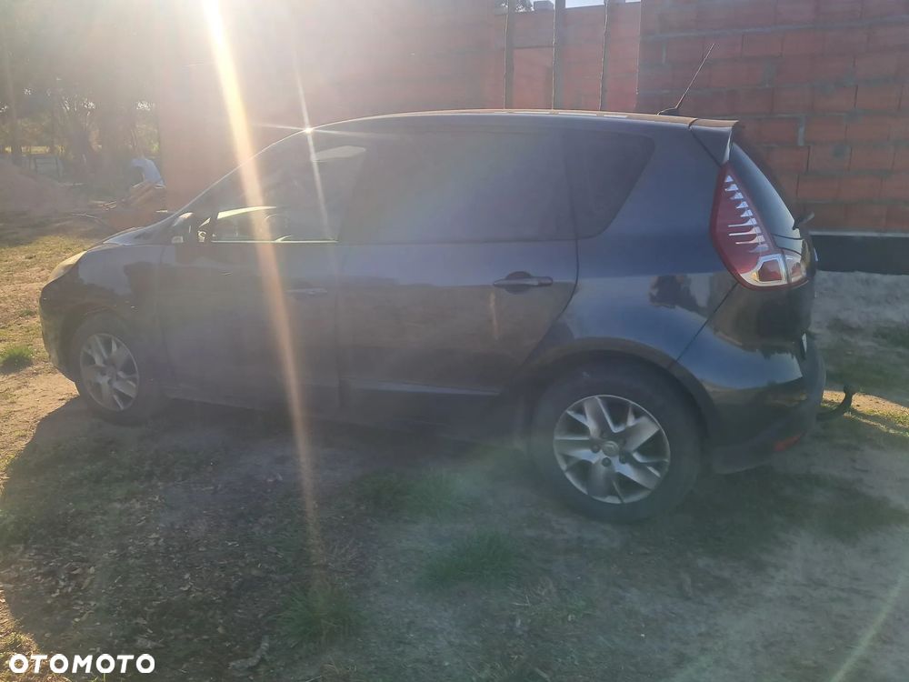 Renault Scenic 1.5 dCi Tech Run - 6