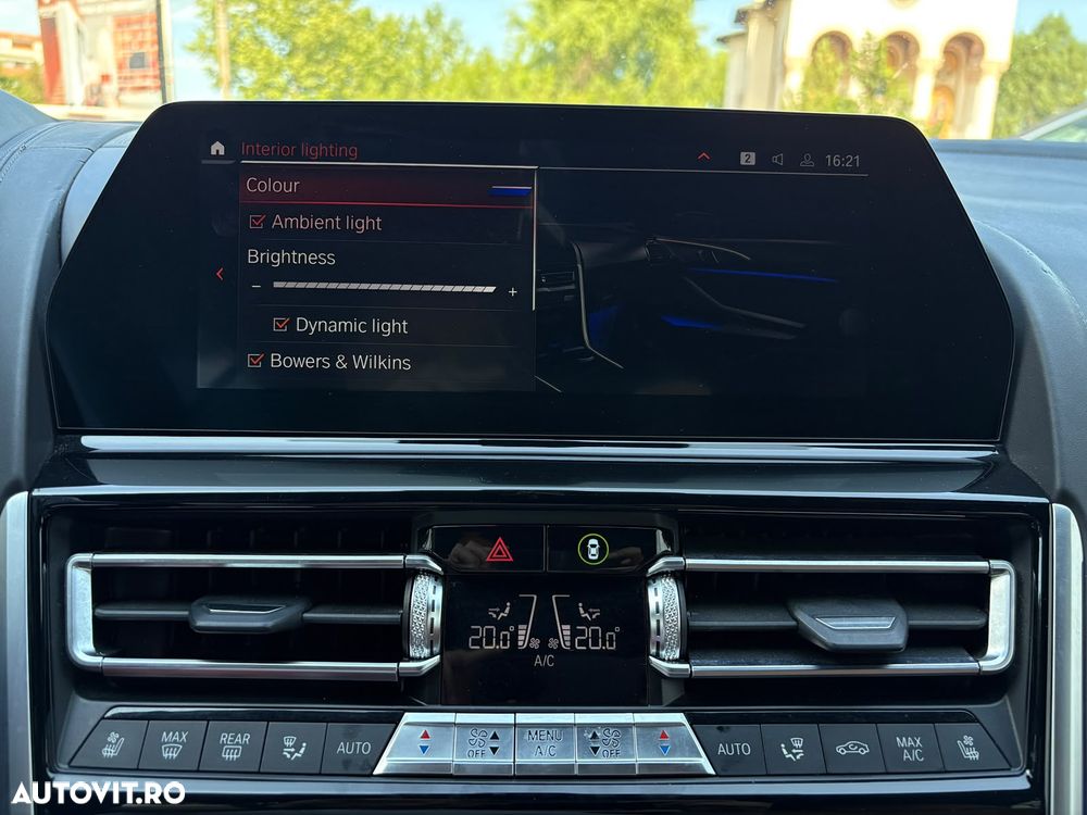 BMW M8 M850i xDrive - 19