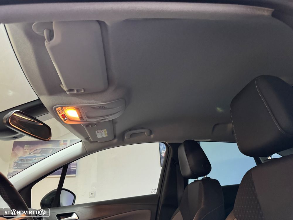 Opel Crossland X 1.2 T Innovation - 13