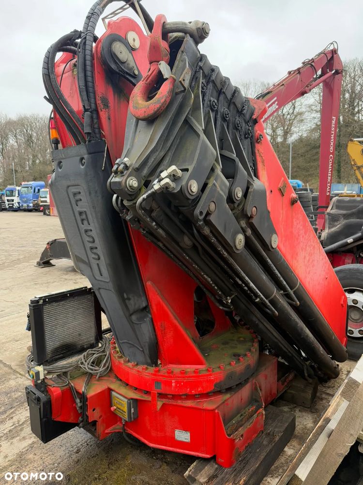Inny HDS Dzwig żuraw Fassi F660 duży!! 6 razy wysuw hydrauliczny! Dodatkowe podpory. RADIO !!! Mało używany. HIAB Effer Palfinger HMF - 15
