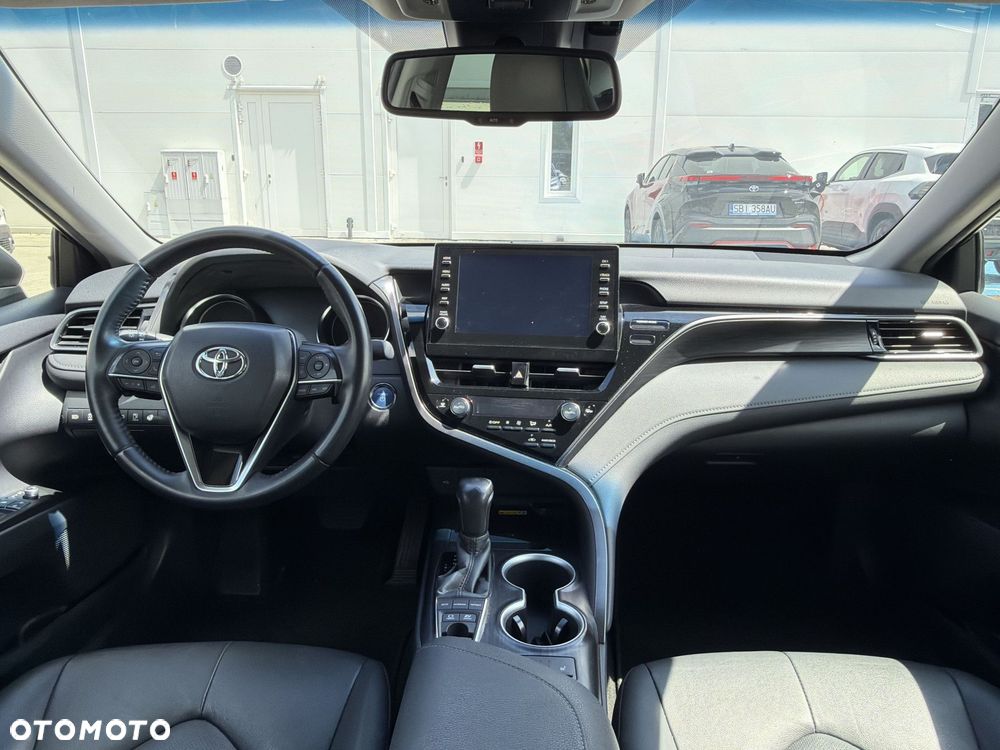 Toyota Camry 2.5 Hybrid Executive CVT - 10