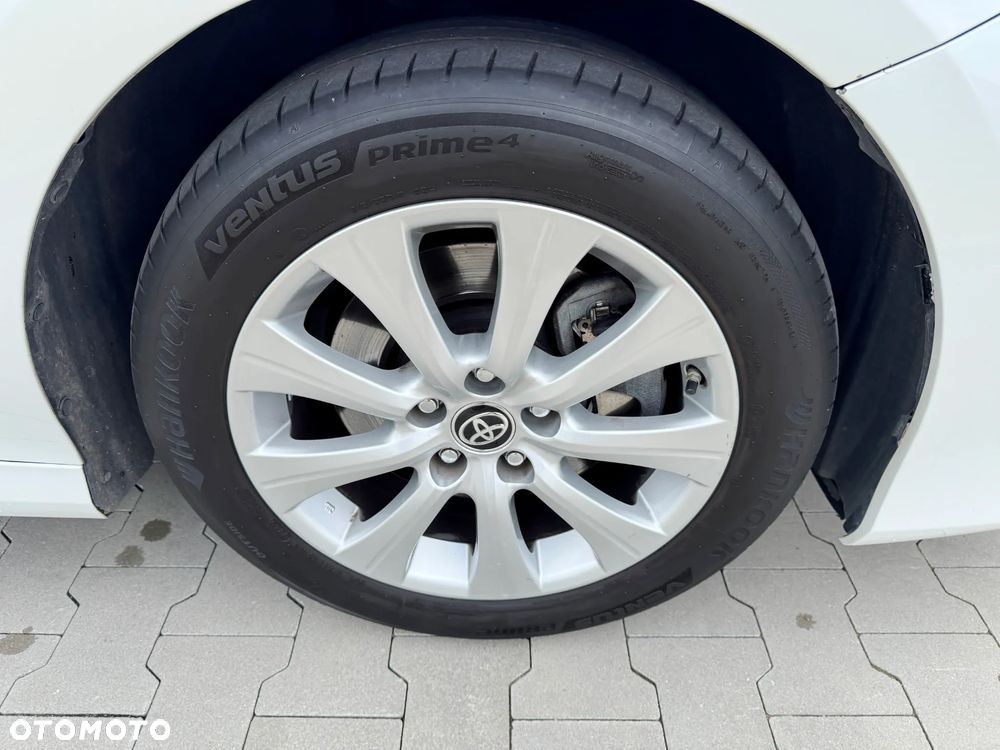 Toyota Camry 2.5 Hybrid Prestige CVT - 23