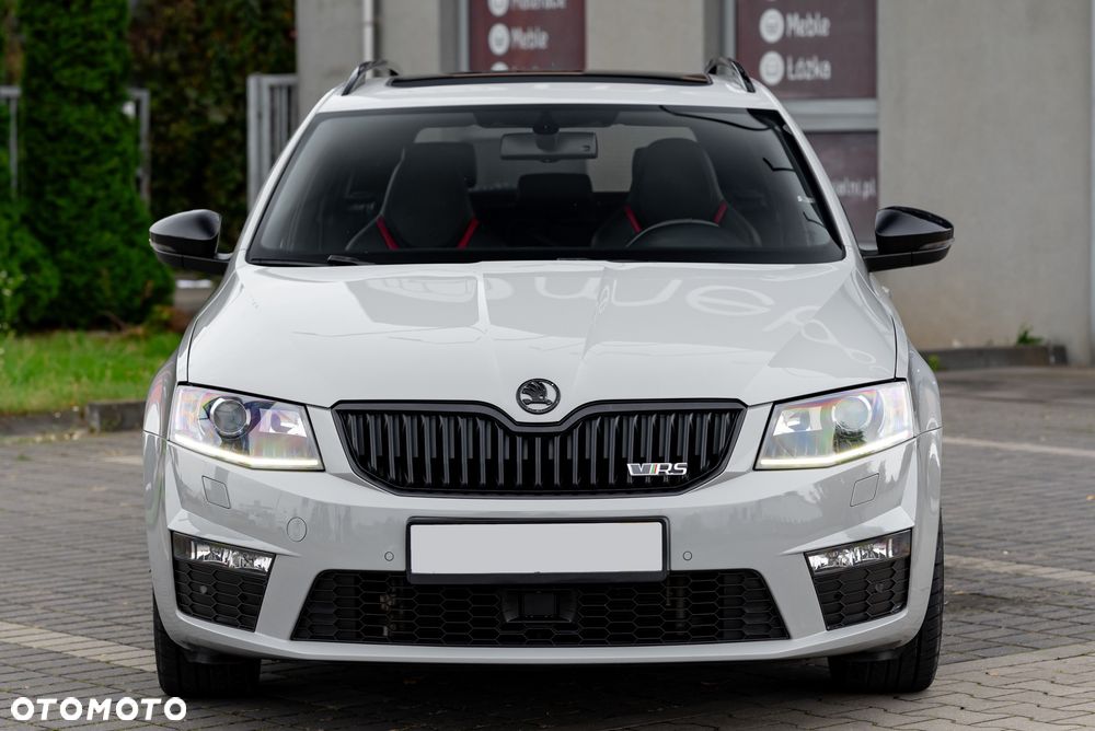 Skoda Octavia Combi 2.0 TSI (Green tec) DSG RS - 14