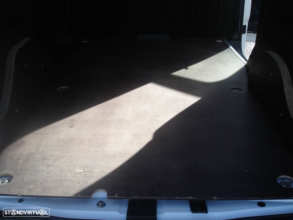 Peugeot Partner 1.5 BlueHDi Longa - 18