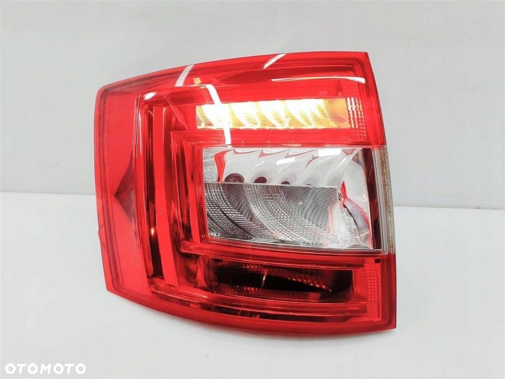 SKODA OCTAVIA 3 III KOMBI 13r+ LEWA TYLNA LAMPA 2X LED ORYG. EU 5E9945095A - 4