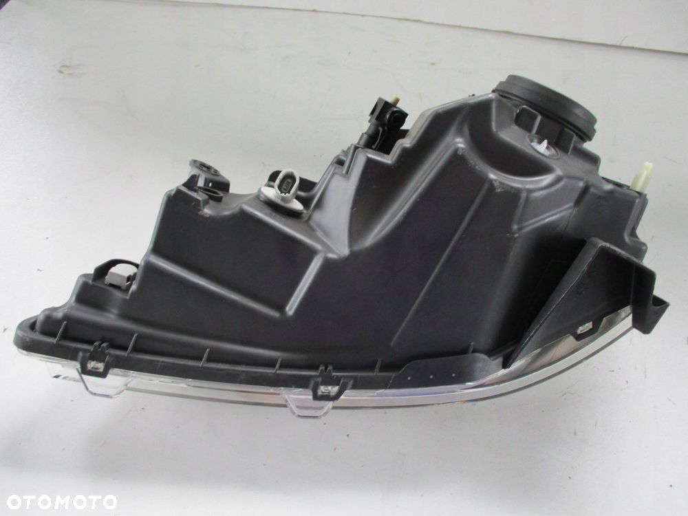 LAMPA PRAWA DACIA LOGAN - 3