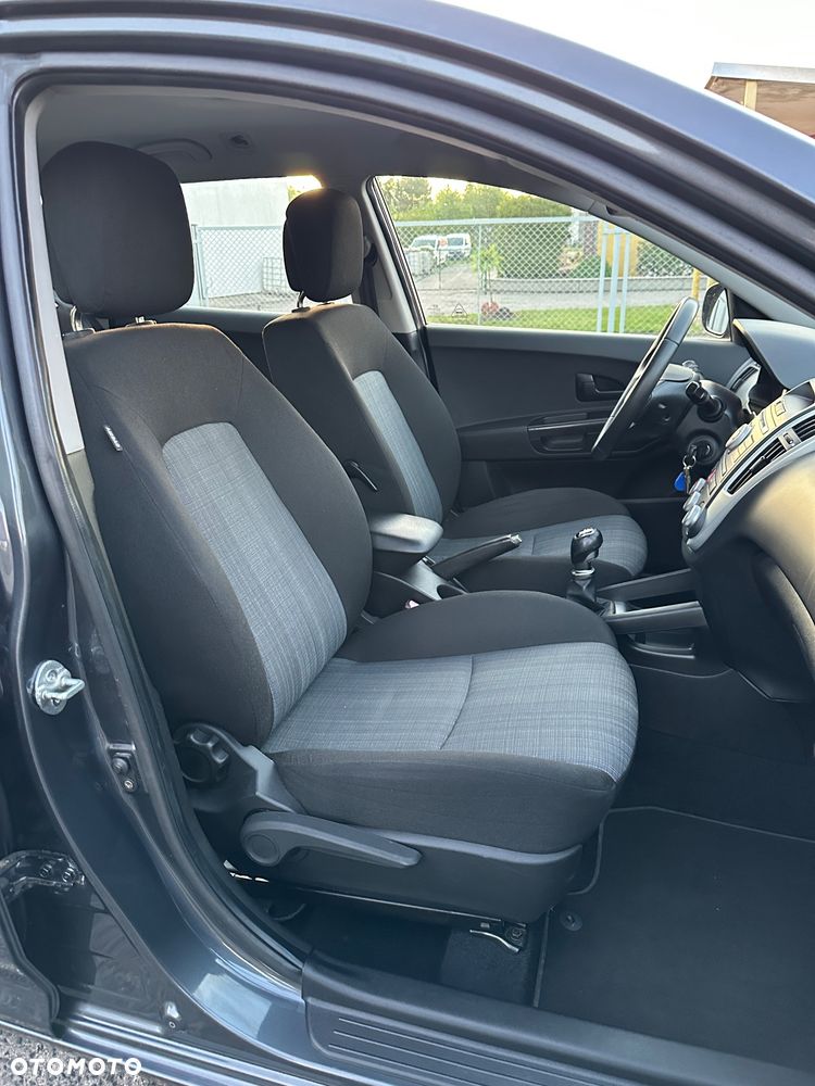 Kia Ceed 1.4 L Euro2012 - 21