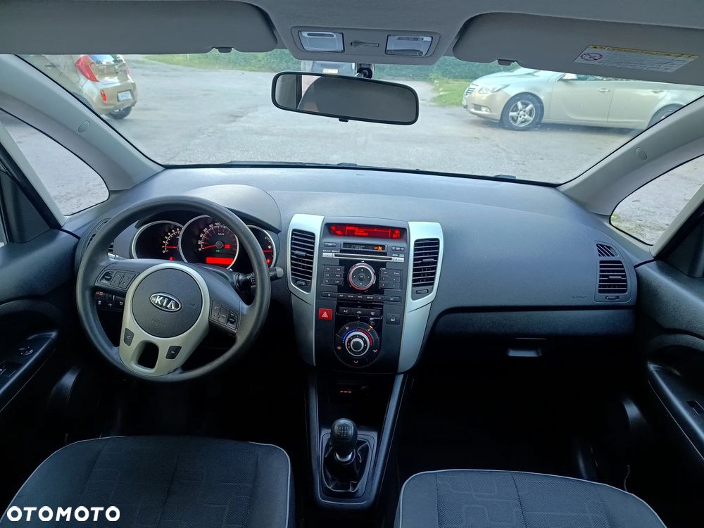 Kia Venga 1.4 M - 11