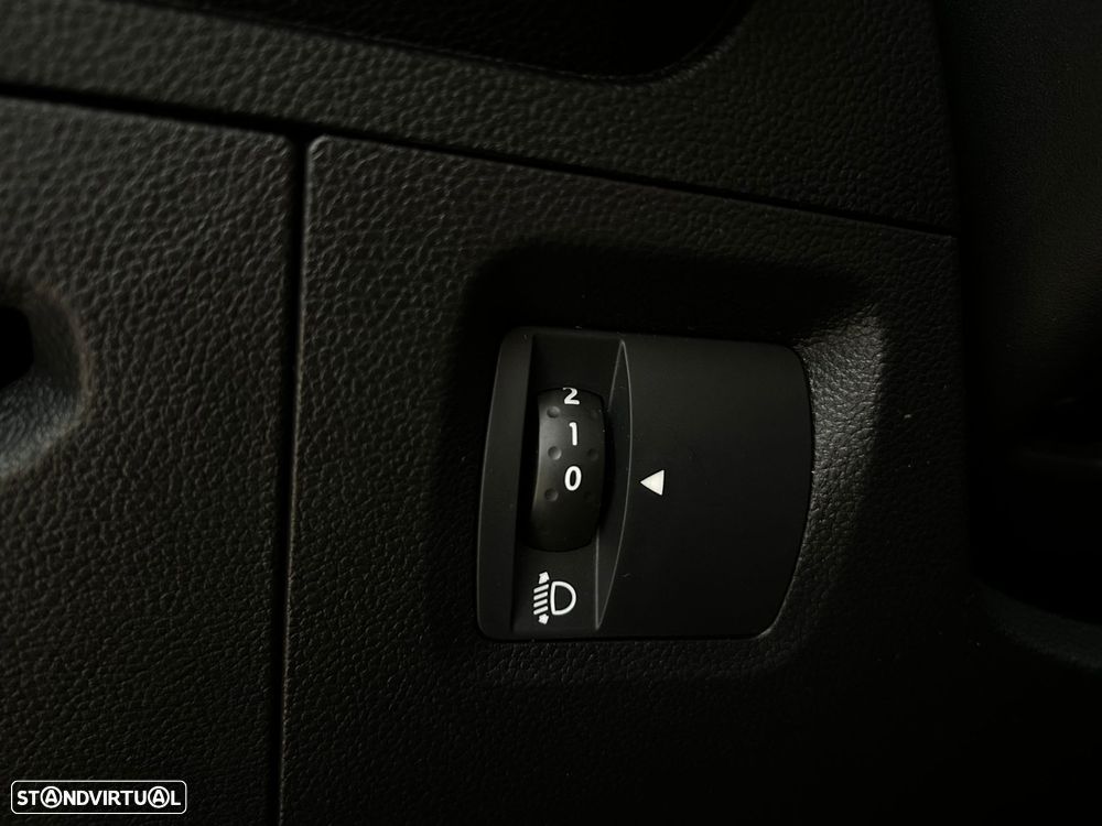 Dacia Jogger 1.0 TCe Extreme 7L - 27