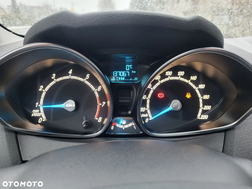 Ford Fiesta 1.0 EcoBoost Titanium - 38