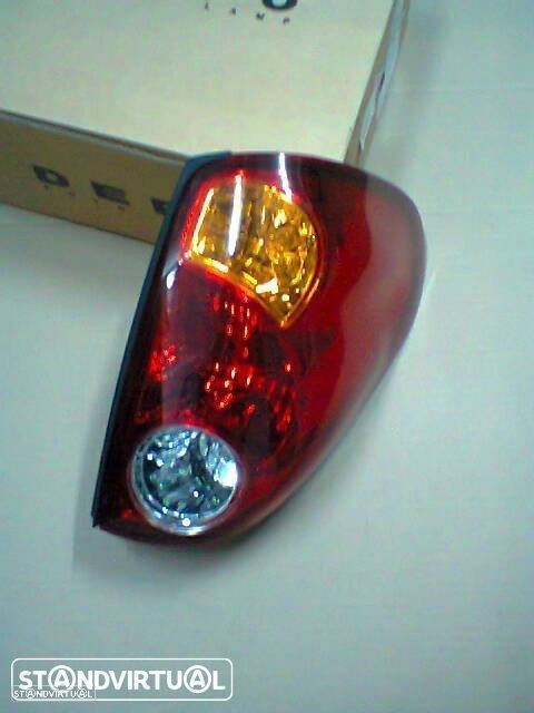 farolim tras mitsubishi l200 2005-2011 - 1