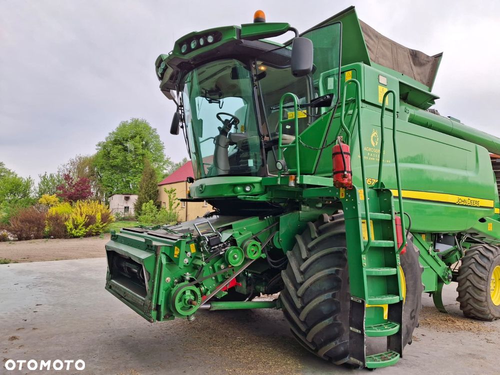 John Deere T670 - 6