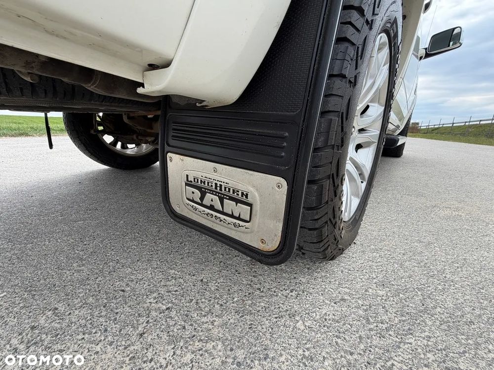 Dodge RAM 5.7 4x4 - 26
