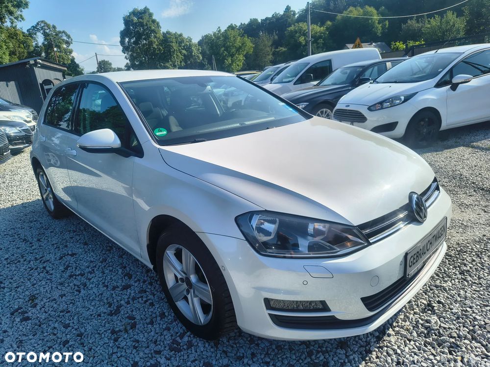 Volkswagen Golf 1.2 TSI BlueMotion Technology Comfortline - 4