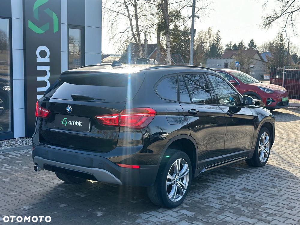 BMW X1 sDrive18i Advantage - 4