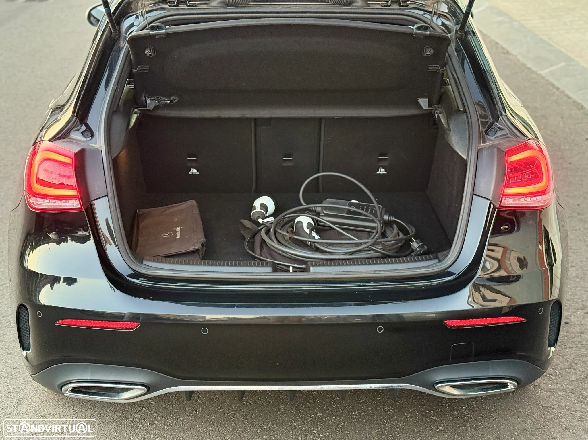 Mercedes-Benz A 250 e 8G-DCT AMG Line - 11